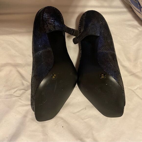 BCBG Generation Open Toe Heels Size 8 Blue Black - Picture 9 of 11